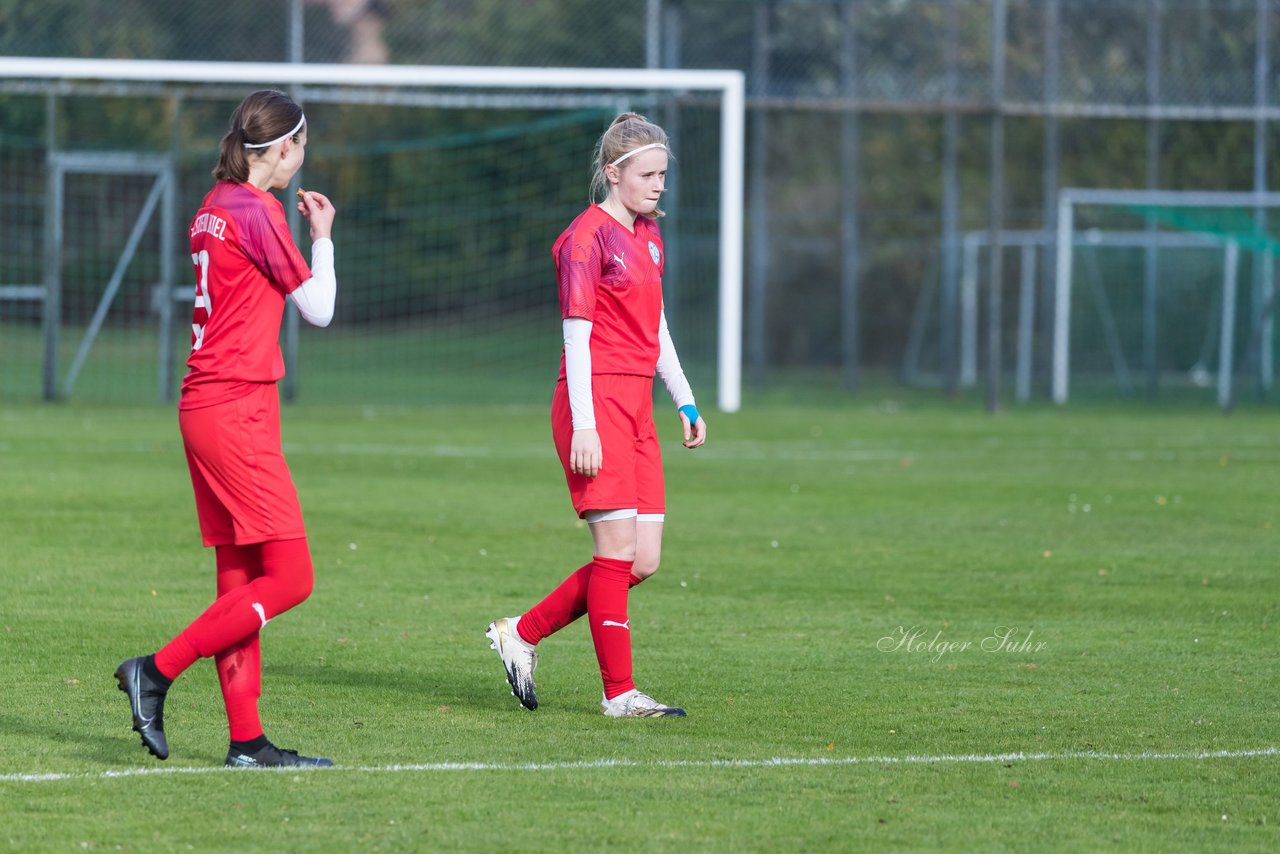 Bild 190 - B-Juniorinnen SV Henstedt Ulzburg - Holstein Kiel : Ergebnis: 0:9